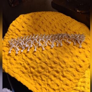 BEAUTIFULLY DESIGNED WHITE SEED BEADED CHOKER NECKLACE FEATURING SILVER TUBES!